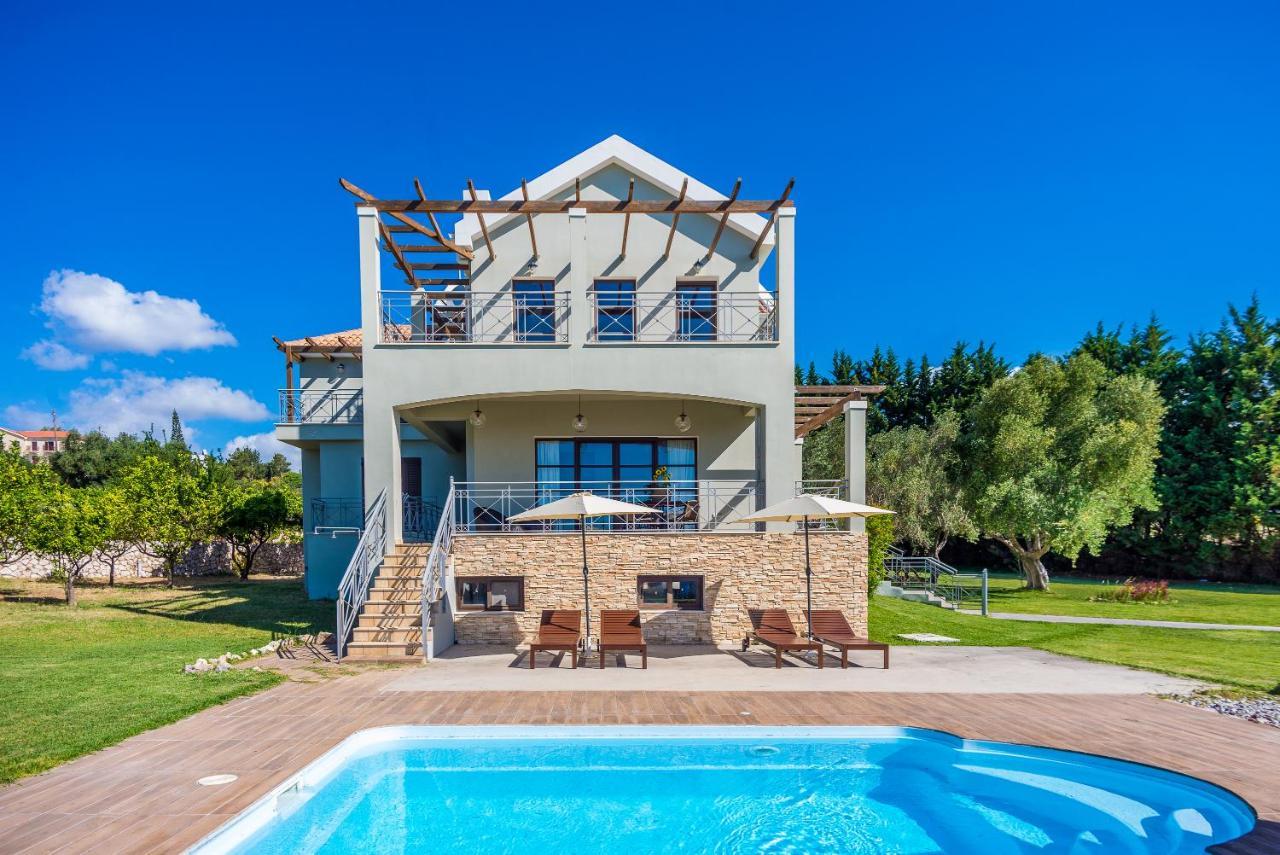 Filon Ktima Beachfront Upscale Villa Karavados Exterior photo